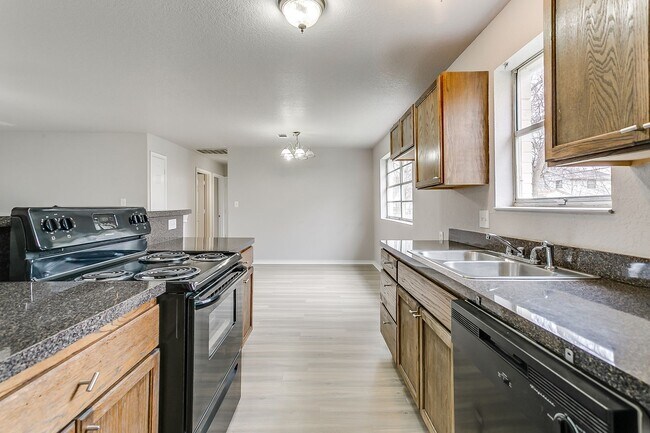 Foto del edificio - 712 SW Sunset Ln