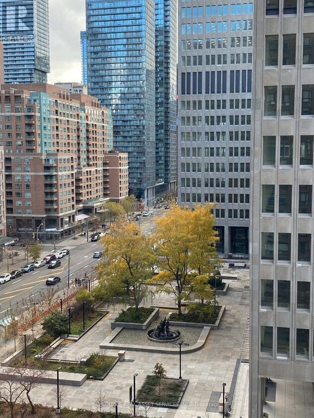 Photo principale - 62 Wellesley St W