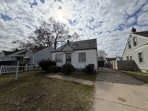 Building Photo - 26741 Carlysle St