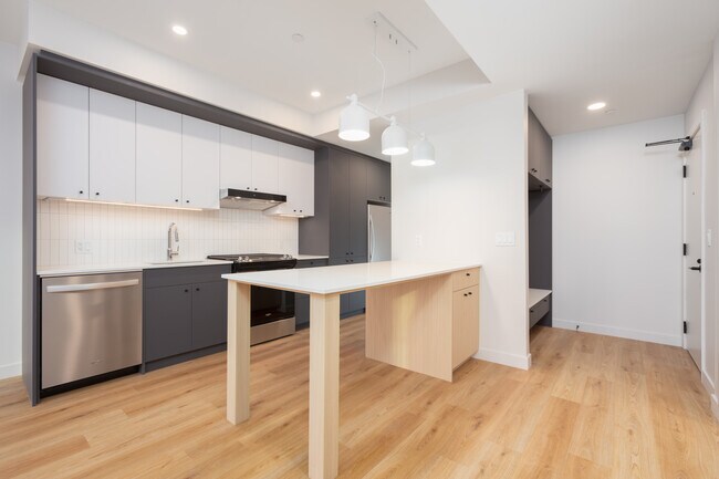 2.3N - Entrée/Cuisine - Lynnbrooke