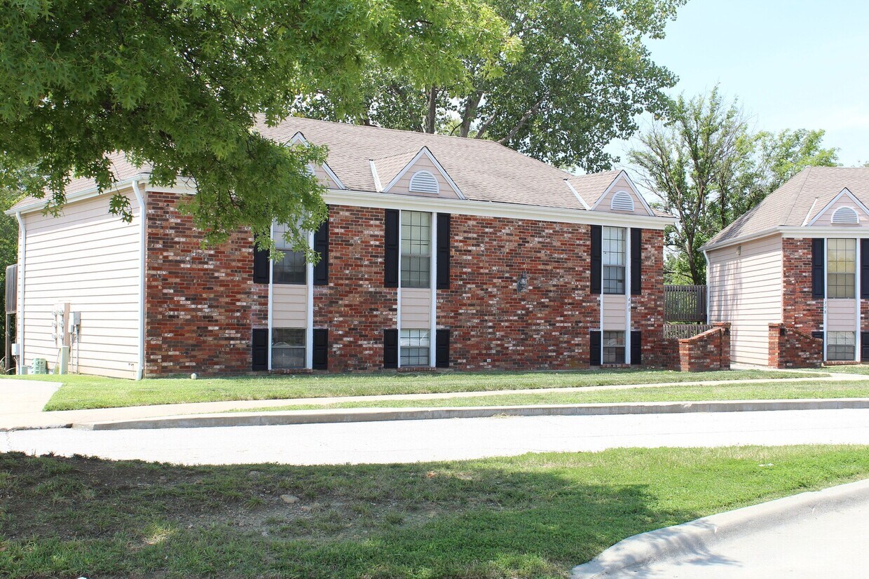 The Oaks at Platte City Apartments in Platte City, MO