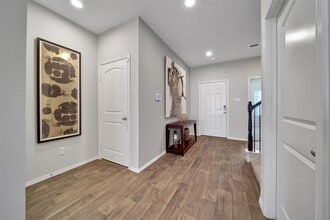 Building Photo - 13854 Rock Island Trl