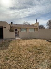 Building Photo - 13 Paseo Village