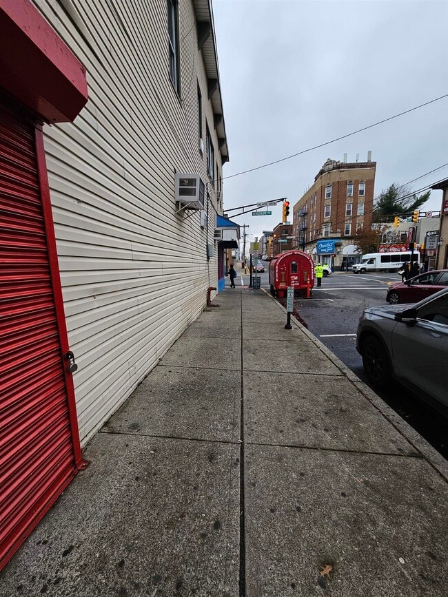 Building Photo - 6714 Bergenline Ave