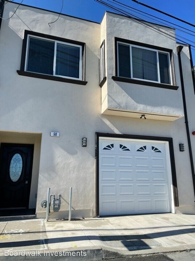Foto principal - 3 br, 2 bath House - 50 Gould St