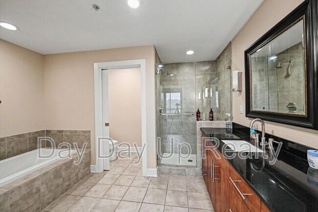 Foto del edificio - 222 12th St NE