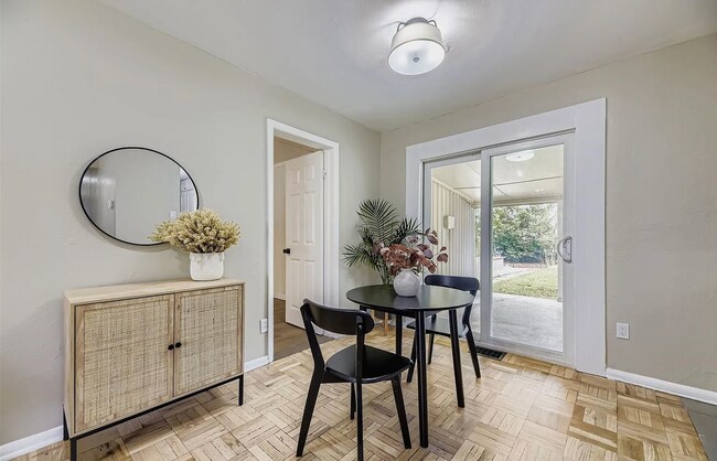 Foto del edificio - 3040 S Forest St