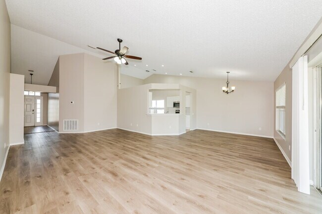 Building Photo - 116 Island Water Way