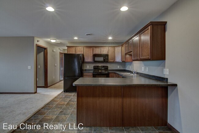 Building Photo - 1252 Parkland Dr