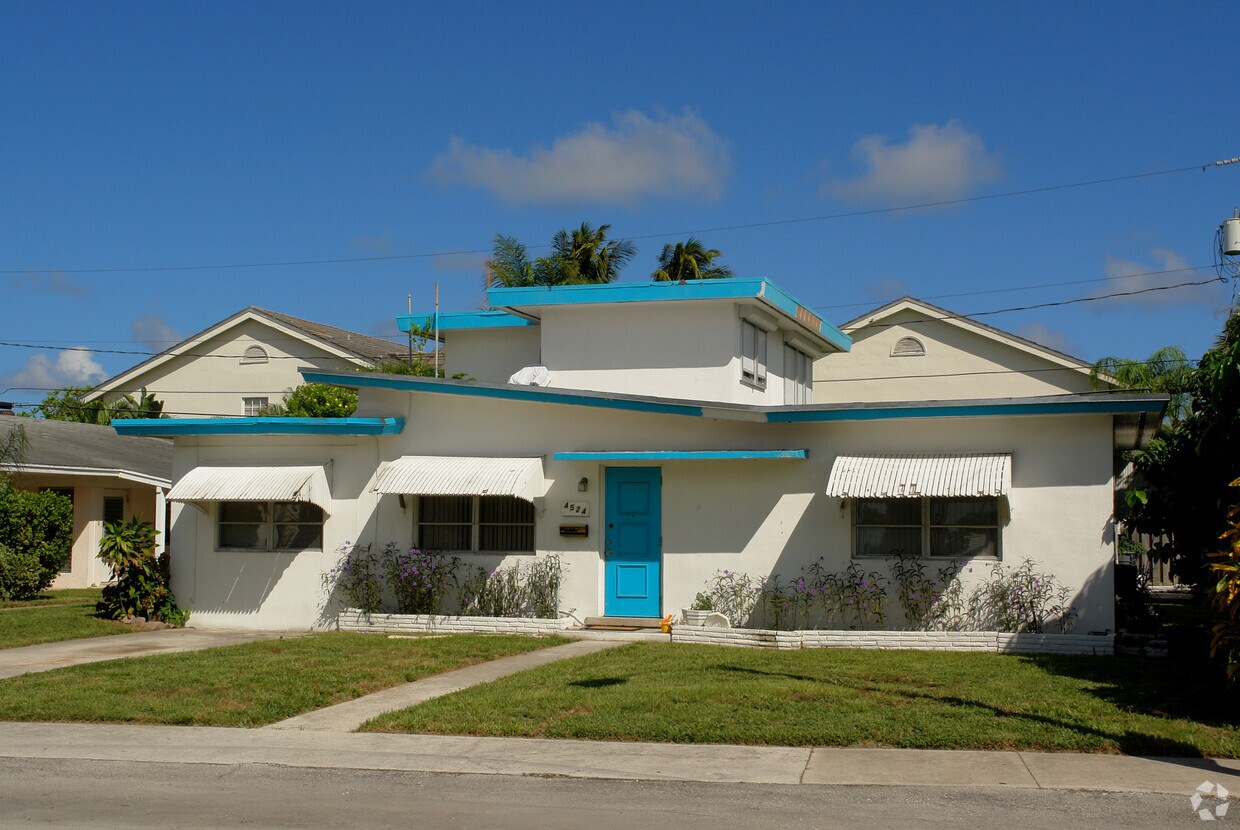 4524 Poinciana St, Lauderdale By The Sea, FL 33308 Apartments at 4524 Poinciana St Lauderdale