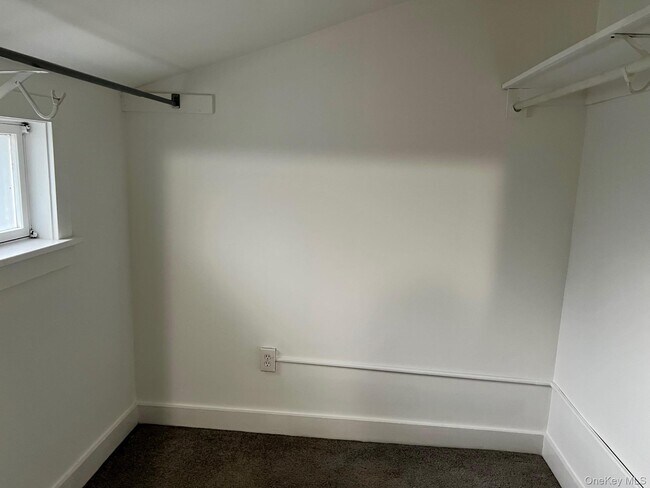 Foto del edificio - 3279 Franklin Ave