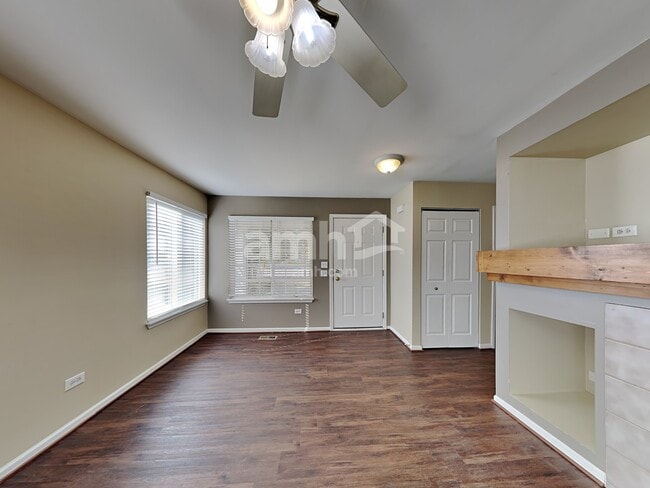 Building Photo - 2462 Mayfield Ct