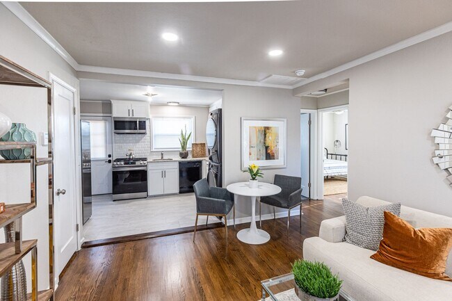 Foto del edificio - Everly Apartments on Cherry Street
