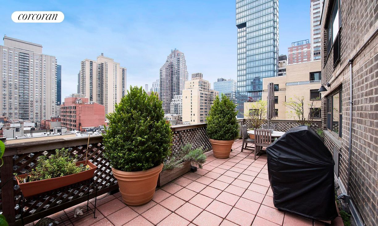 Foto principal - 340 E 74th St