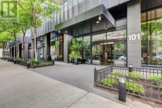 Photo du bâtiment - 101 Charles St E