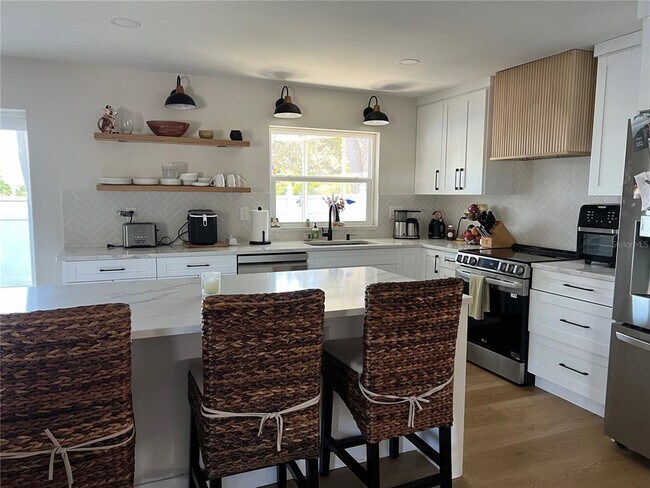 Foto del edificio - 1455 Fairway Dr