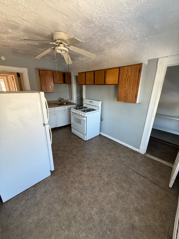 Building Photo - 224 Vine St