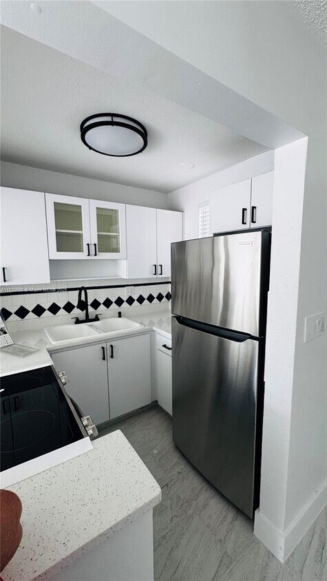 Foto principal - 2385 NW 11th St