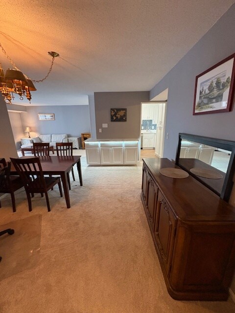 Building Photo - 5901 Mount Eagle Dr