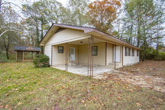 Foto del edificio - Charming 3-Bedroom Home on a Spacious Lot in Benton, AR – Perfect for Comfortable Living!