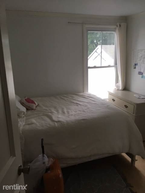 Building Photo - 3 br, 2 bath  - 50 Roberts St