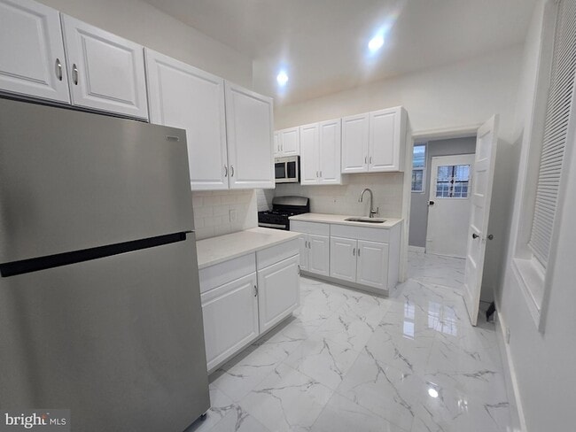 Foto del edificio - 2826 N 27th St