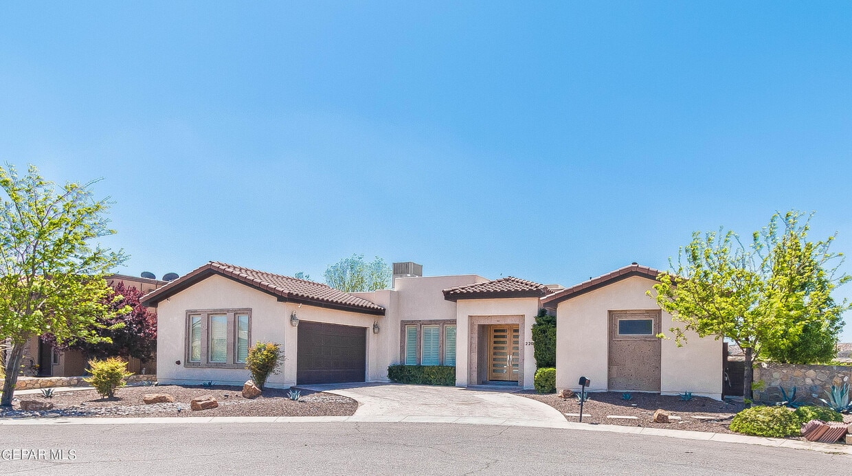 2205 Hacienda Rey Dr, Sunland Park, NM 88063 House Rental in Sunland