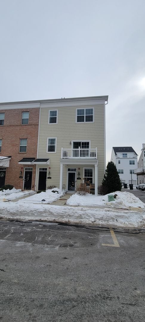 Large Townhome - Bensalem - Large Townhome - Bensalem