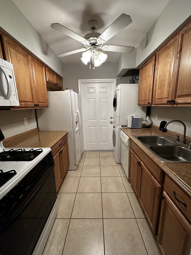 Foto del edificio - 240 SW 7th St