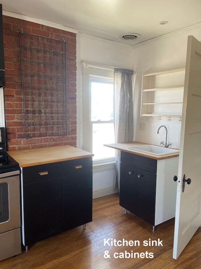 Kitchen - 112 W Gay St