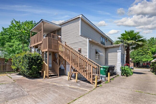 Foto del edificio - 216 Redan St