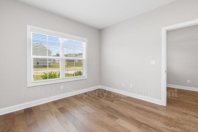 Building Photo - 166 Hanover Ct