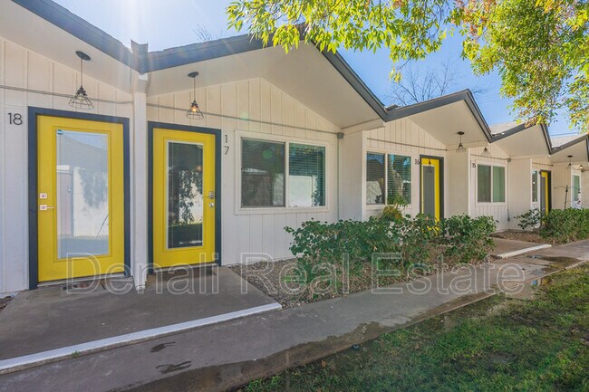 Foto del edificio - 2309 S College Ave