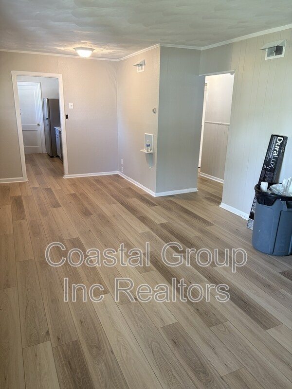 Foto del edificio - 5224 Silvey Dr