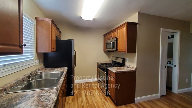 Foto del edificio - 3 Bedroom 1.5 Baths Townhouse Johnson City,TN