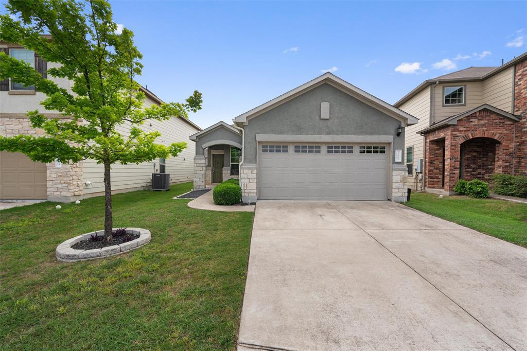 Foto principal - 15903 Serene Fleming Trace