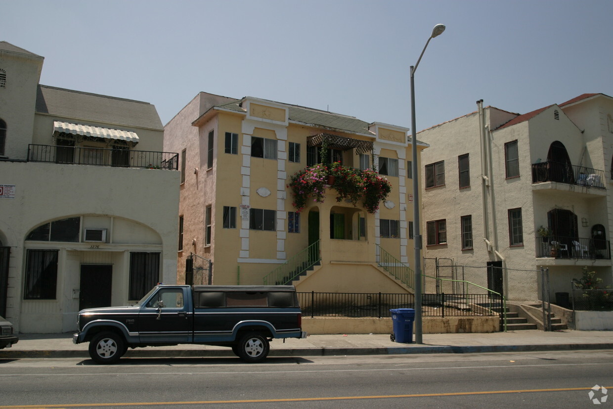 Primary Photo - 3234 City Terrace Dr