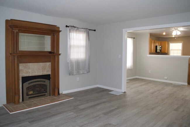 Foto del edificio - Conveniently Located 3 Bed 2 Bath House