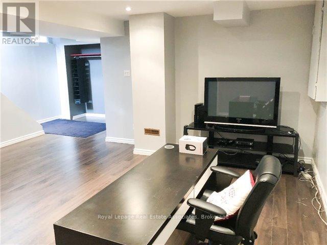 Photo du bâtiment - 522 Turnbridge Rd