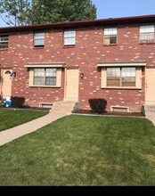 Building Photo - 1720 Cambridge Dr