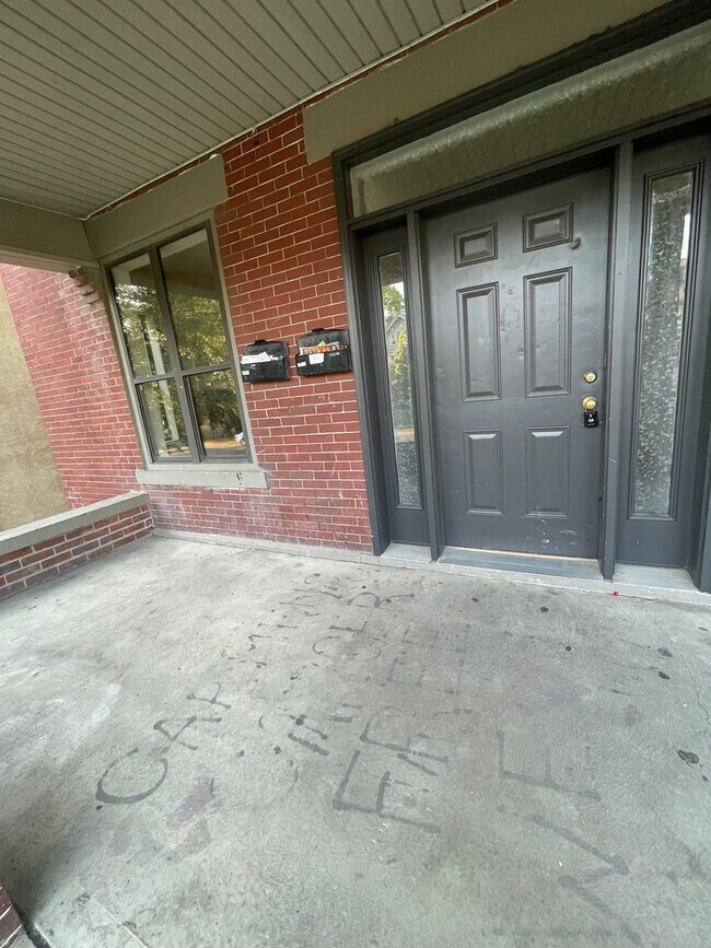 Foto del edificio - 194 E 14th Ave