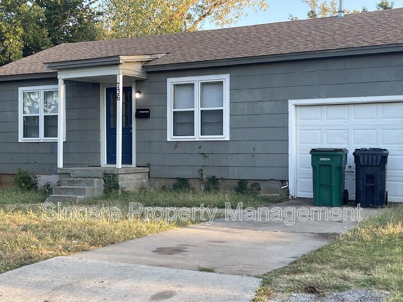 Primary Photo - 736 NW 97th St