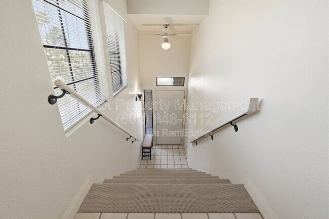 Foto del edificio - 9707 E Mountain View Rd