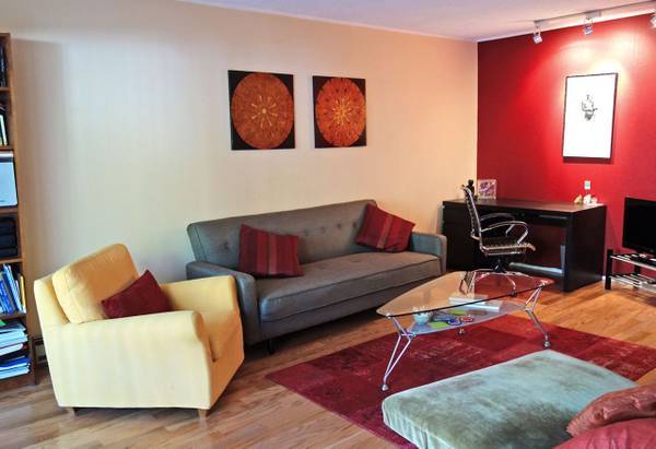 Furnished condo - 3 Commodore Dr