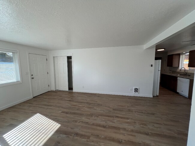 Foto del edificio - 18100 SW Shaw St