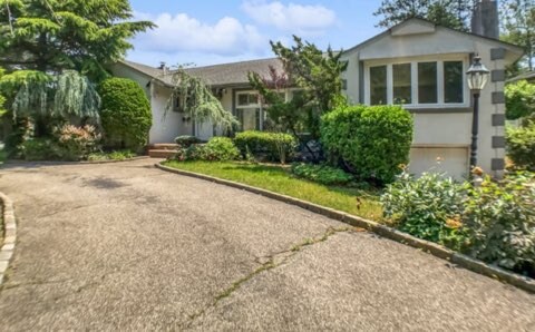 Foto principal - 572 Richmond Rd