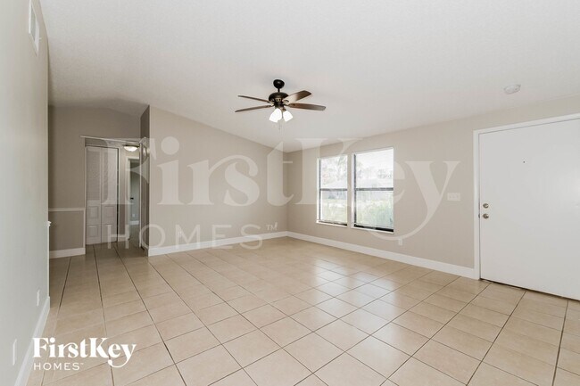 Foto del edificio - 17440 Lebanon Rd