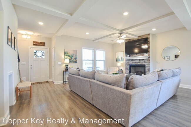 Foto del edificio - 4 br, 2.5 bath House - 1046 Creek Way