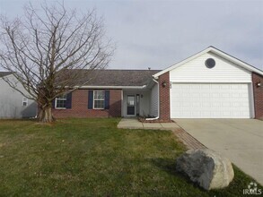 Building Photo - 340 Plantation Way