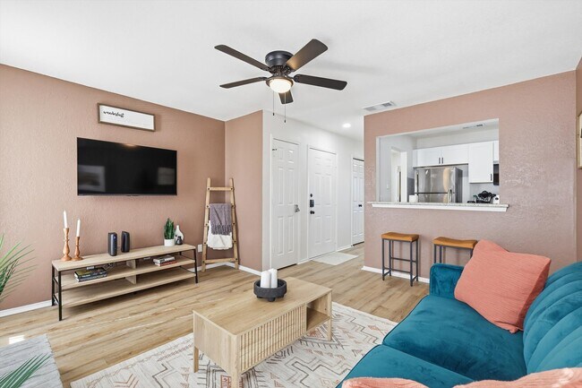 Foto del edificio - 2160 E Arkansas Ln